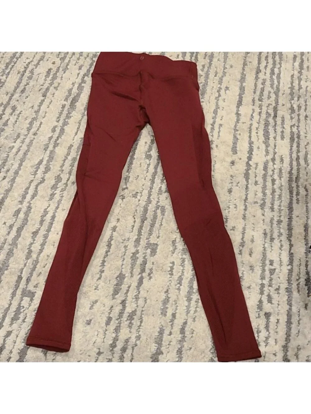 Lululemon Reveal 7/8 Tight Deep Rouge
